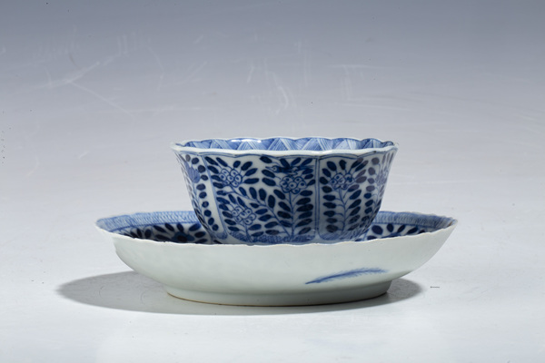 古玩陶瓷清光緒·青花洞石花鳥(niǎo)紋花口杯碟拍賣(mài)，當(dāng)前價(jià)格800元