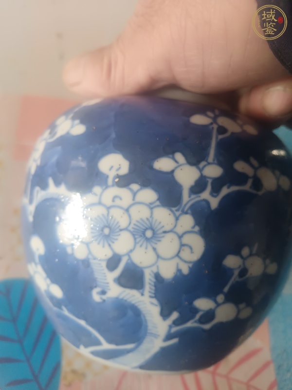 古玩陶瓷青花冰梅圖茶葉罐真品鑒賞圖