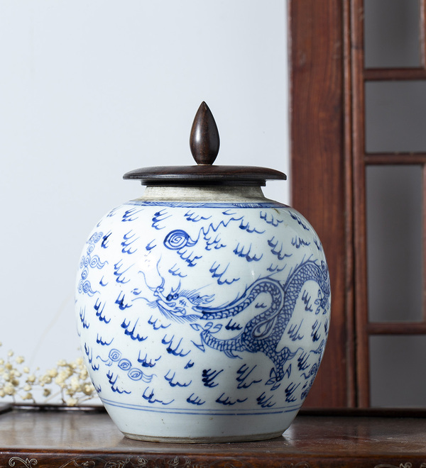 古玩嚴(yán)選清雍正·青花龍鳳呈祥紋罐
拍賣，當(dāng)前價(jià)格288元