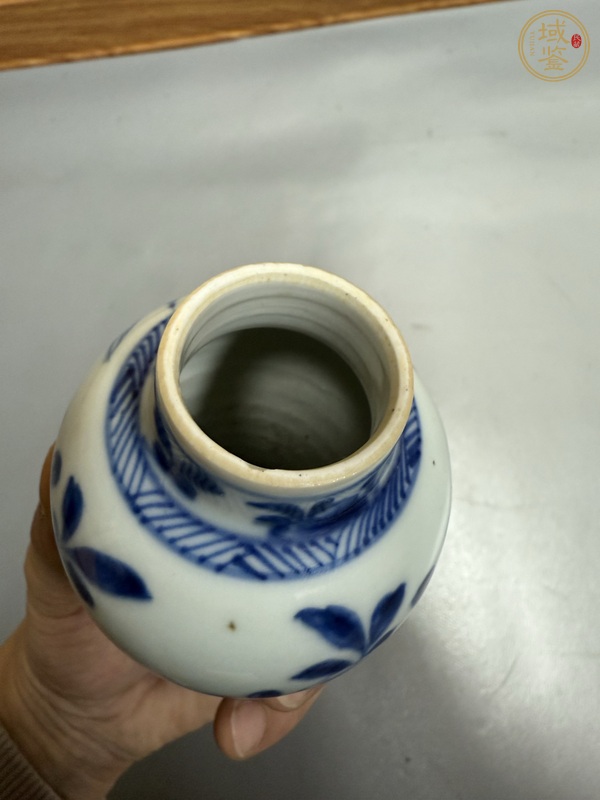 古玩陶瓷青花瓶真品鑒賞圖