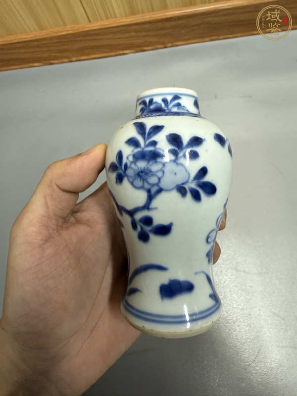 古玩陶瓷青花瓶真品鑒賞圖