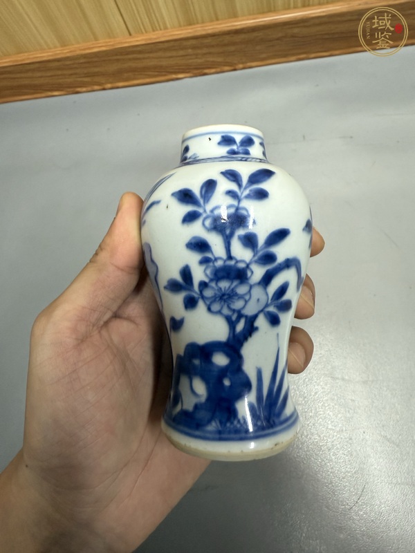 古玩陶瓷青花瓶真品鑒賞圖