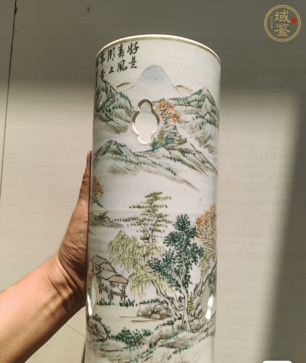 古玩陶瓷高心田 淺絳彩山水紋帽筒真品鑒賞圖