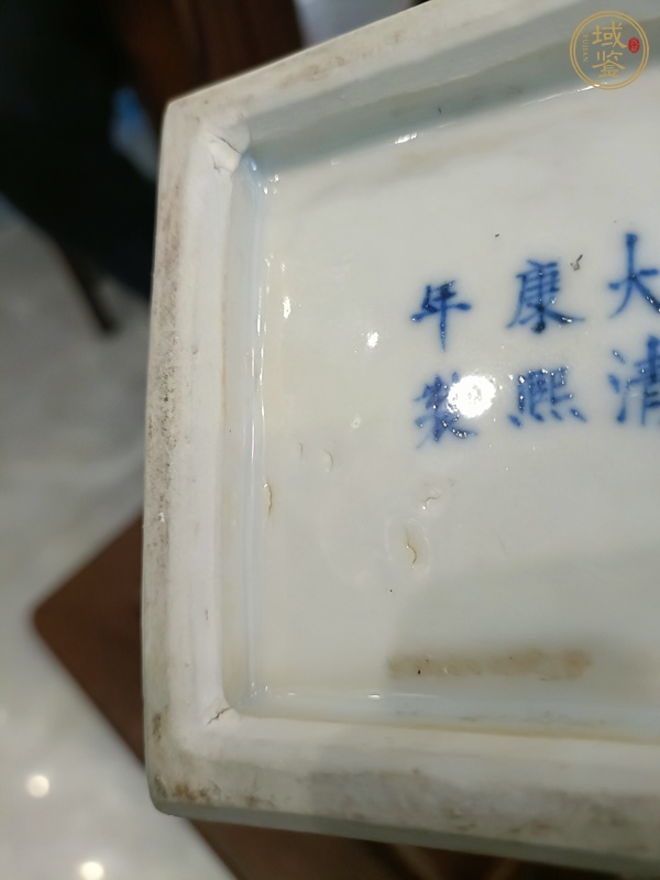 古玩陶瓷花鳥紋青花瓶真品鑒賞圖