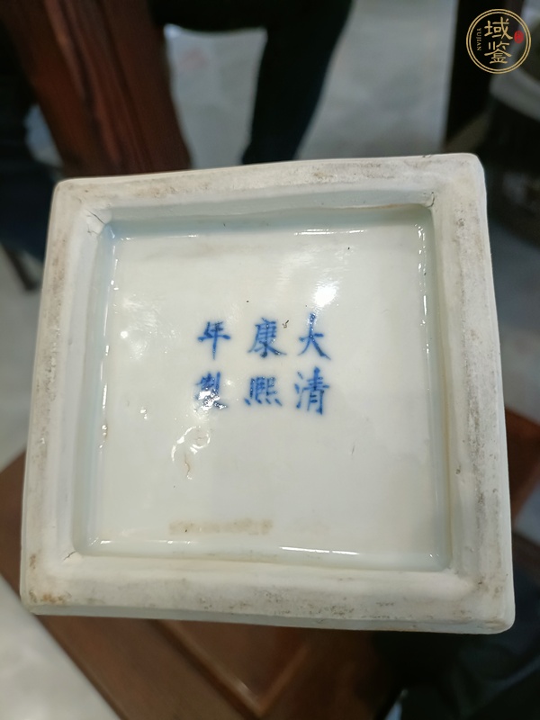 古玩陶瓷花鳥紋青花瓶真品鑒賞圖