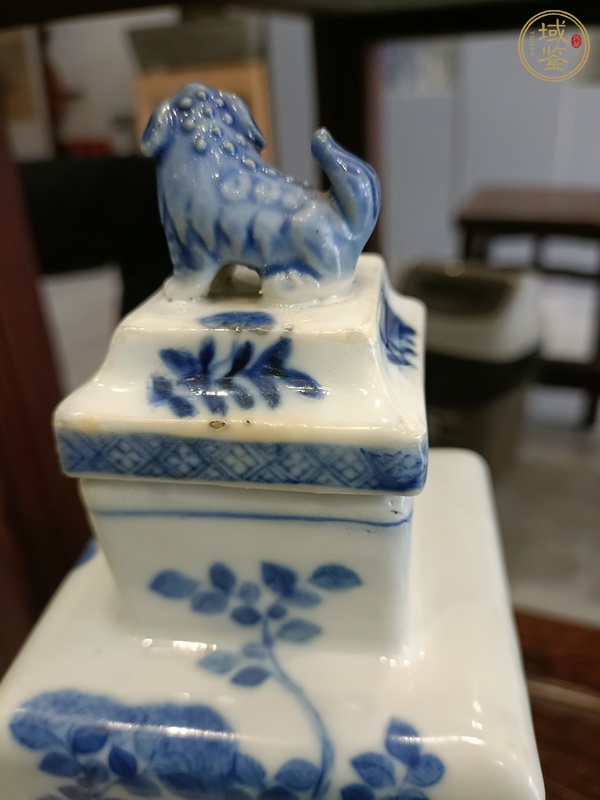 古玩陶瓷花鳥紋青花瓶真品鑒賞圖