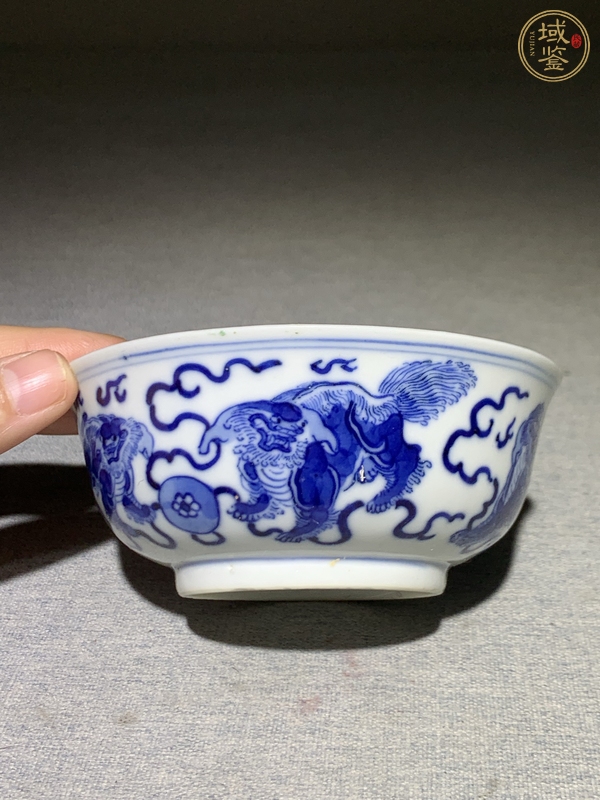 古玩陶瓷青花蓋碗真品鑒賞圖