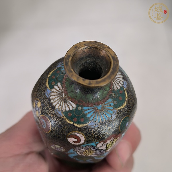 古玩陶瓷銅胎景泰蘭花卉紋瓶真品鑒賞圖