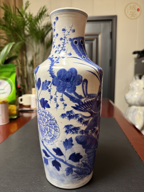 古玩陶瓷青花孔雀花卉軟棒槌瓶真品鑒賞圖