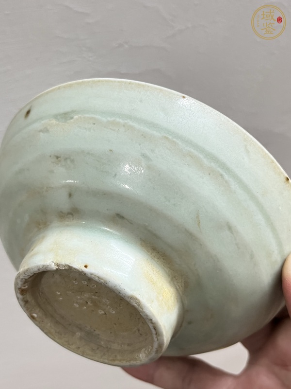 古玩陶瓷龍泉青瓷茶盞真品鑒賞圖