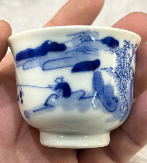 古玩陶瓷青花山水人物杯一對(duì)拍賣(mài),當(dāng)前價(jià)格3800元