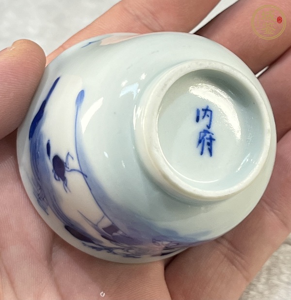 古玩陶瓷青花山水人物杯一對真品鑒賞圖