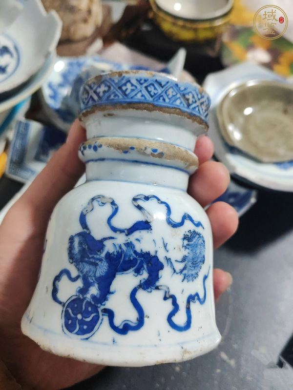 古玩陶瓷晚清獅紋青花真品鑒賞圖