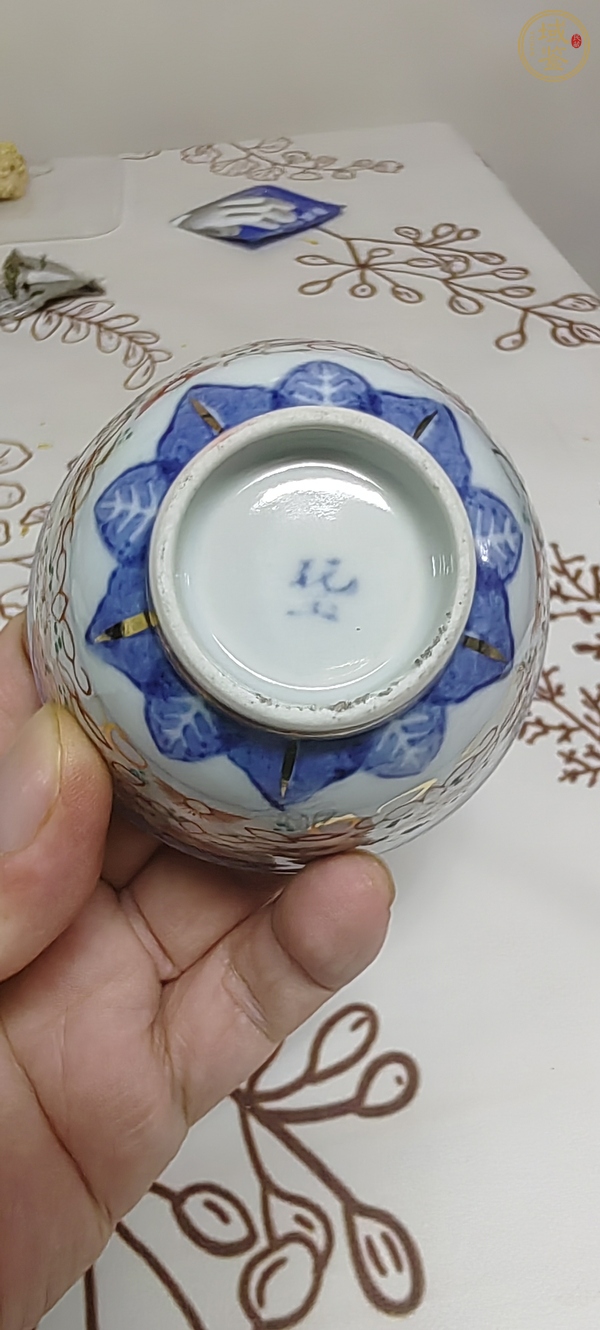 古玩陶瓷出口創(chuàng)匯期玲瓏瓷杯真品鑒賞圖