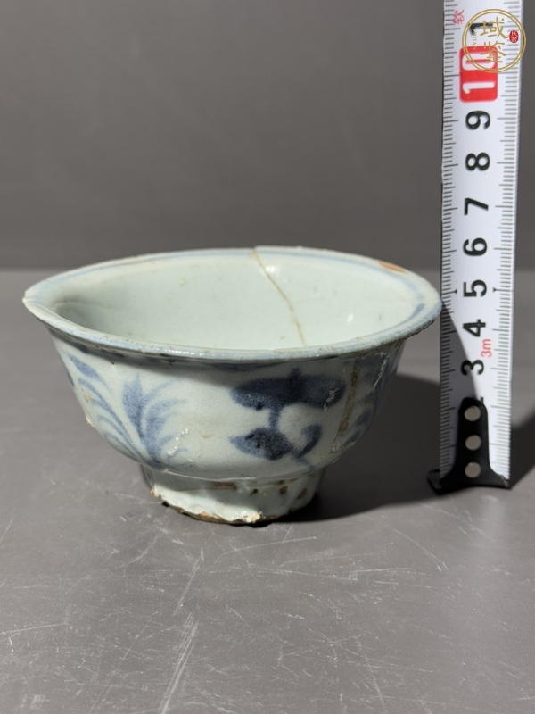 古玩陶瓷青花一束蓮茶碗真品鑒賞圖