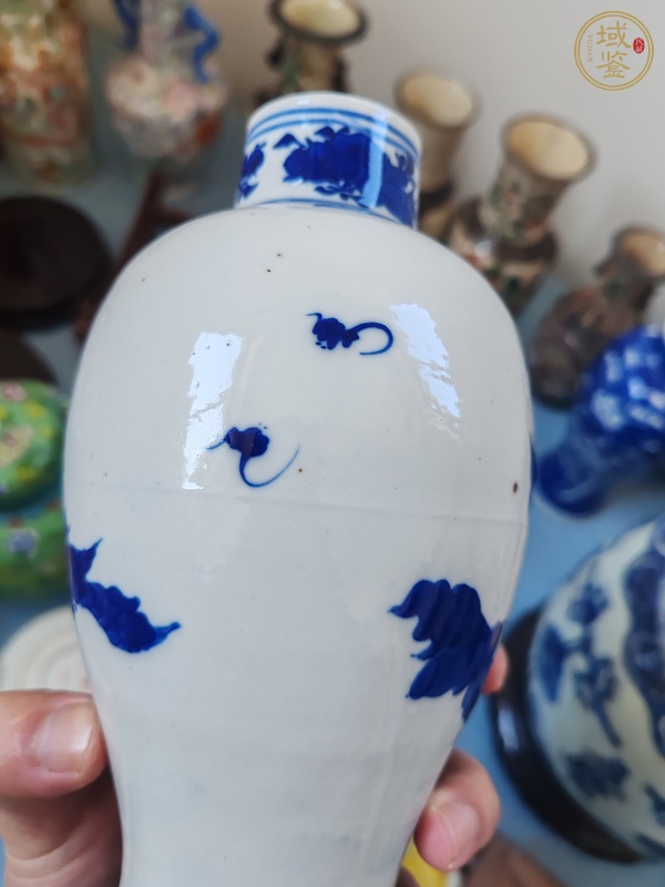 古玩陶瓷青花花鳥紋蓋瓶真品鑒賞圖