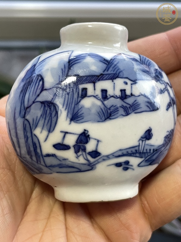 古玩陶瓷晚清青花鼻煙壺真品鑒賞圖