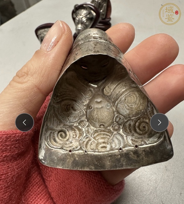 古玩銅器銀胎帽飾彌勒佛真品鑒賞圖