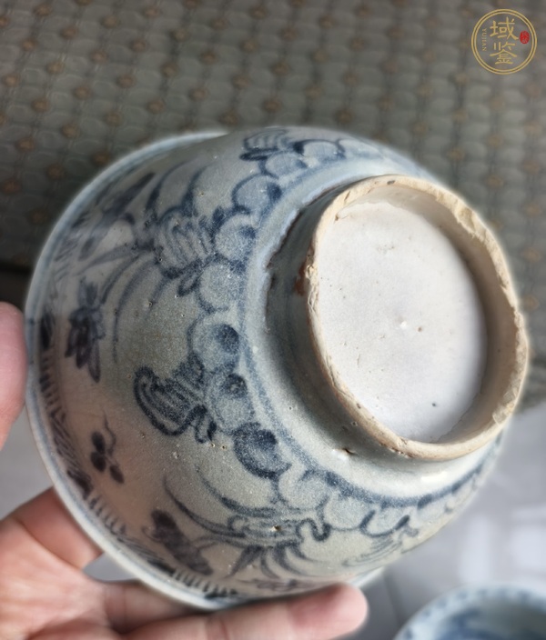 古玩陶瓷蓮池紋青花碗真品鑒賞圖