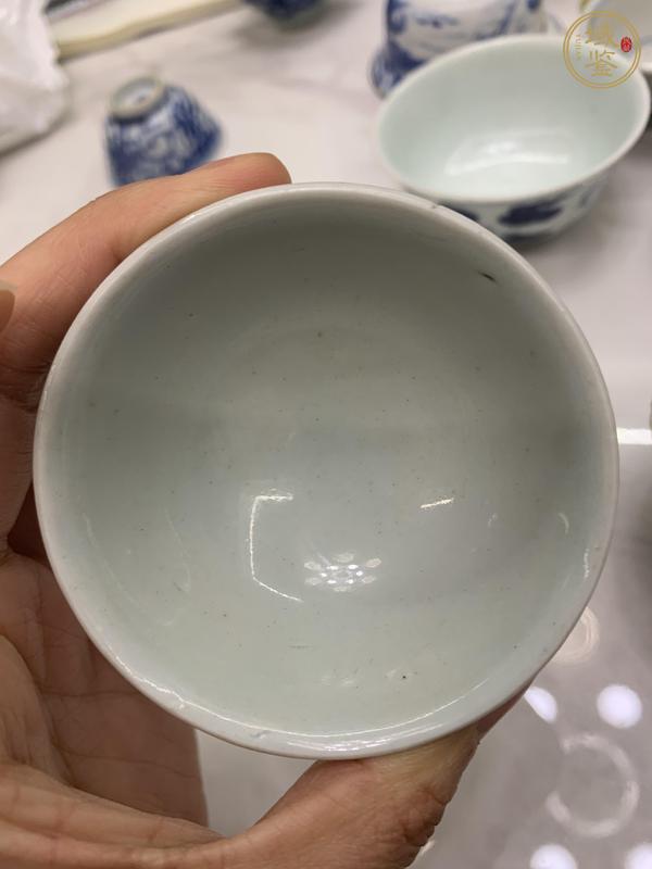 古玩陶瓷青花淡描花卉紋茶圓真品鑒賞圖