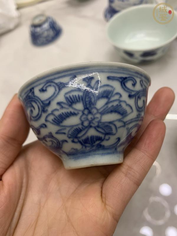 古玩陶瓷青花淡描花卉紋茶圓真品鑒賞圖