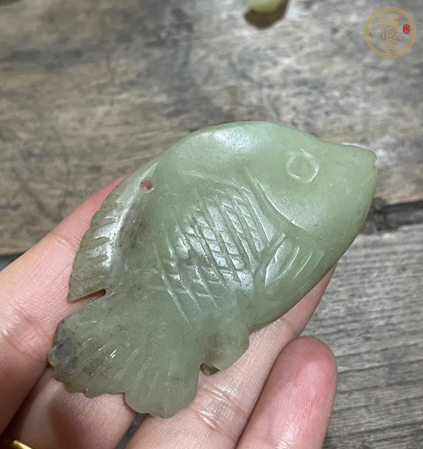 古玩天然和田青玉魚(yú)真品鑒賞圖