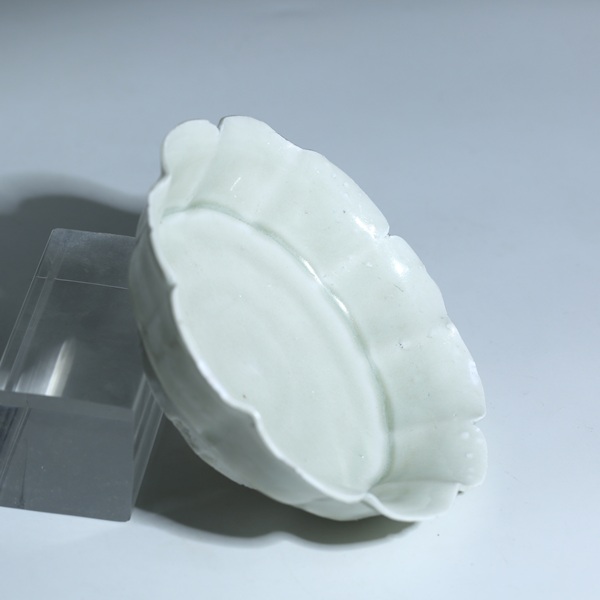古玩陶瓷南宋青白釉花口洗拍賣,當前價格9000元