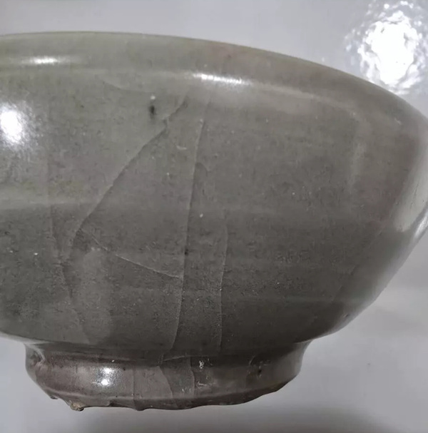 古玩陶瓷元·龍泉青瓷茶碗拍賣，當(dāng)前價格5000元