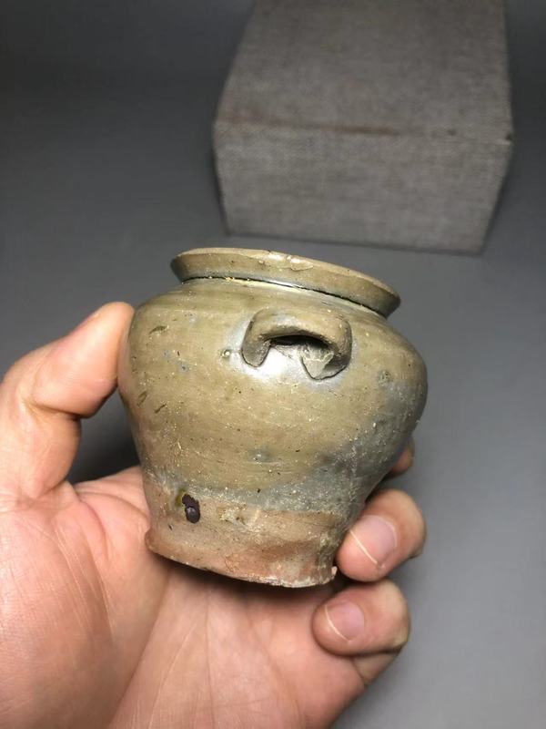 古玩陶瓷唐,越窯青釉雙系罐拍賣,當前價格1200元