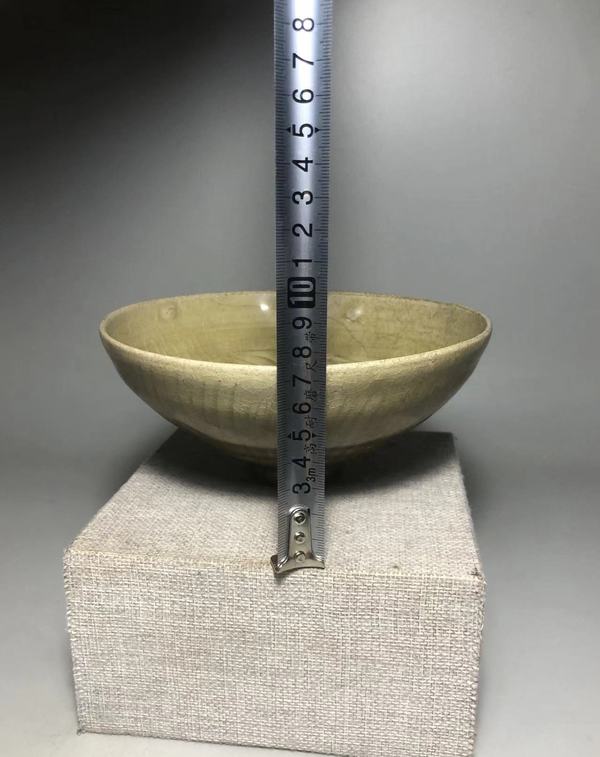 古玩陶瓷宋，珠光青瓷刻花碗拍賣，當前價格2000元