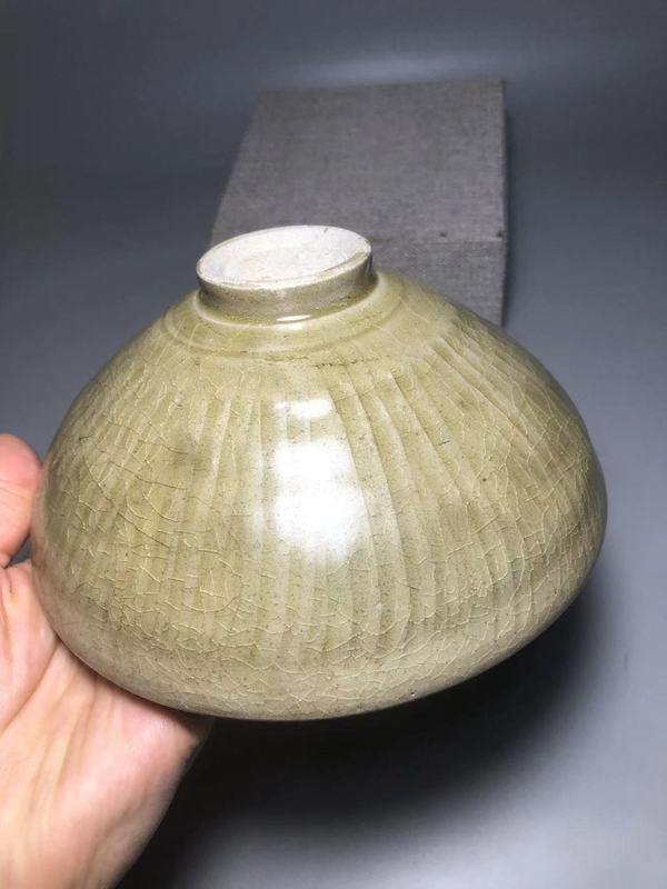 古玩陶瓷宋，珠光青瓷刻花碗拍賣，當前價格2000元