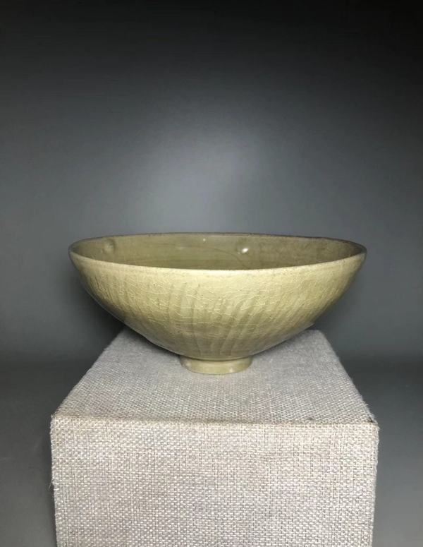 古玩陶瓷宋，珠光青瓷刻花碗拍賣，當前價格2000元