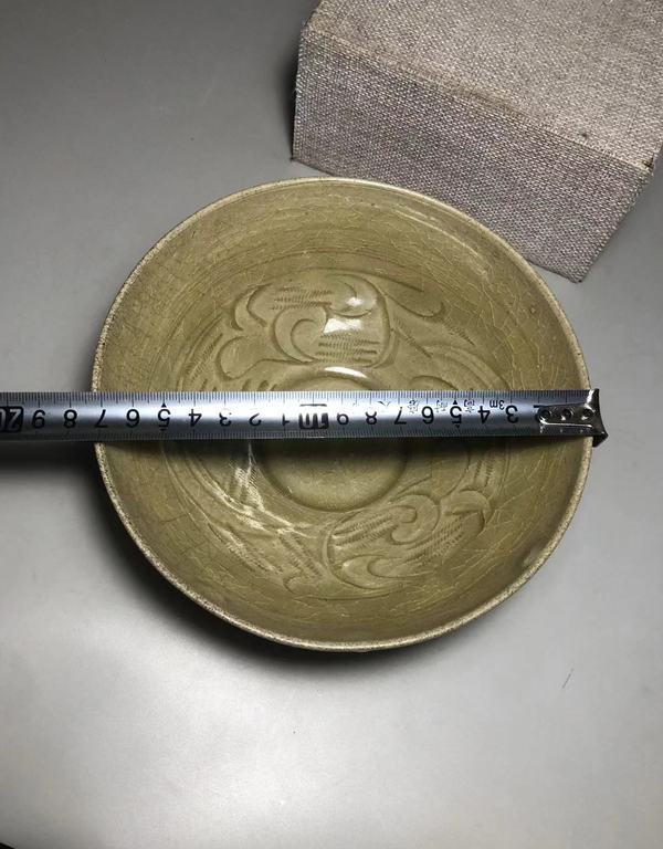 古玩陶瓷宋，珠光青瓷刻花碗拍賣，當前價格2000元