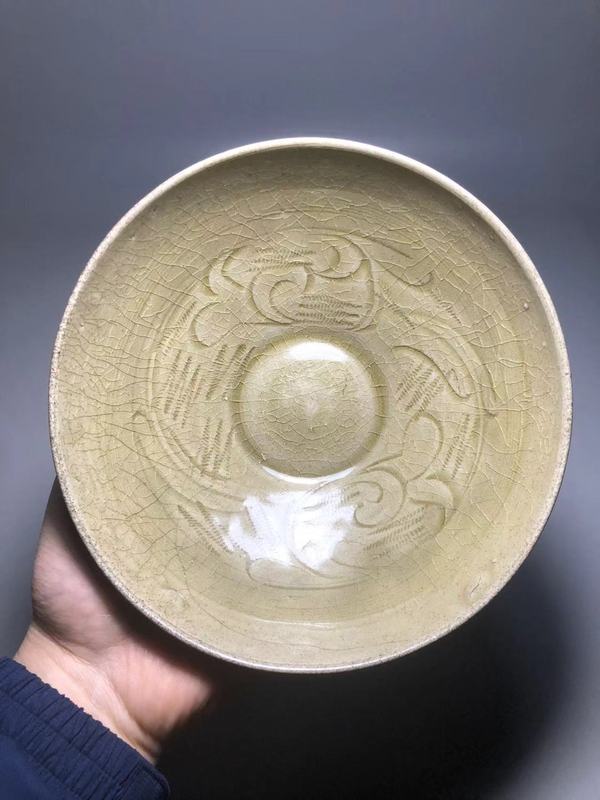 古玩陶瓷宋，珠光青瓷刻花碗拍賣，當前價格2000元