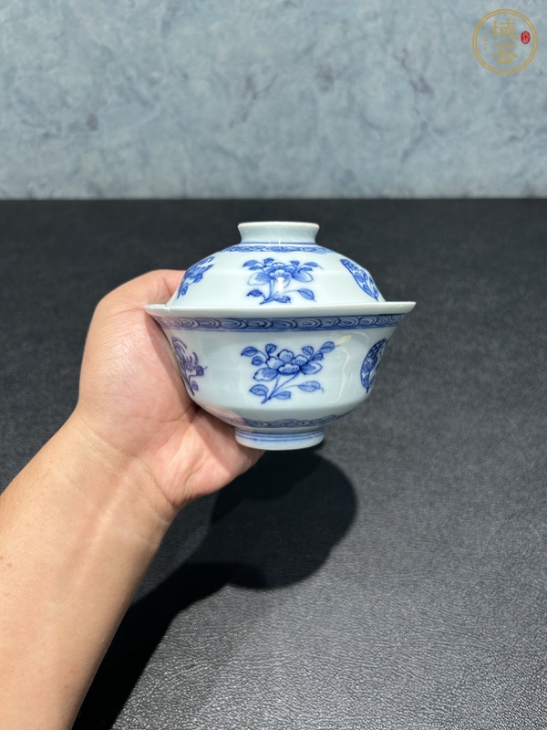 古玩陶瓷青花蓋碗真品鑒賞圖