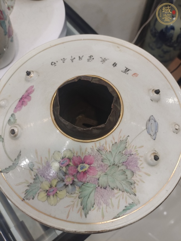 古玩陶瓷新粉彩花卉紋四系火鍋真品鑒賞圖