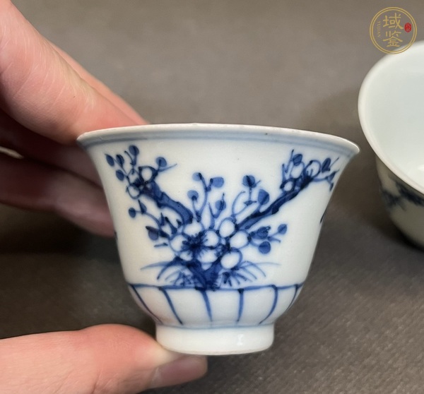 古玩陶瓷青花歲寒三友圖茶杯真品鑒賞圖