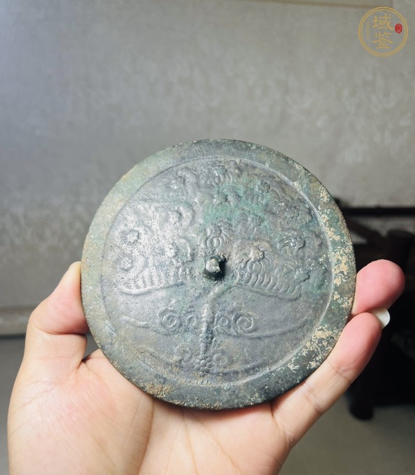 古玩銅器五代·菩提樹鏡真品鑒賞圖