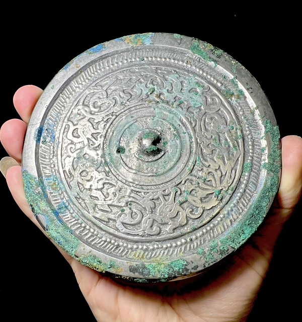 古玩轉(zhuǎn)賣唐·蟠龍鳳紋鏡拍賣，當前價格2000元