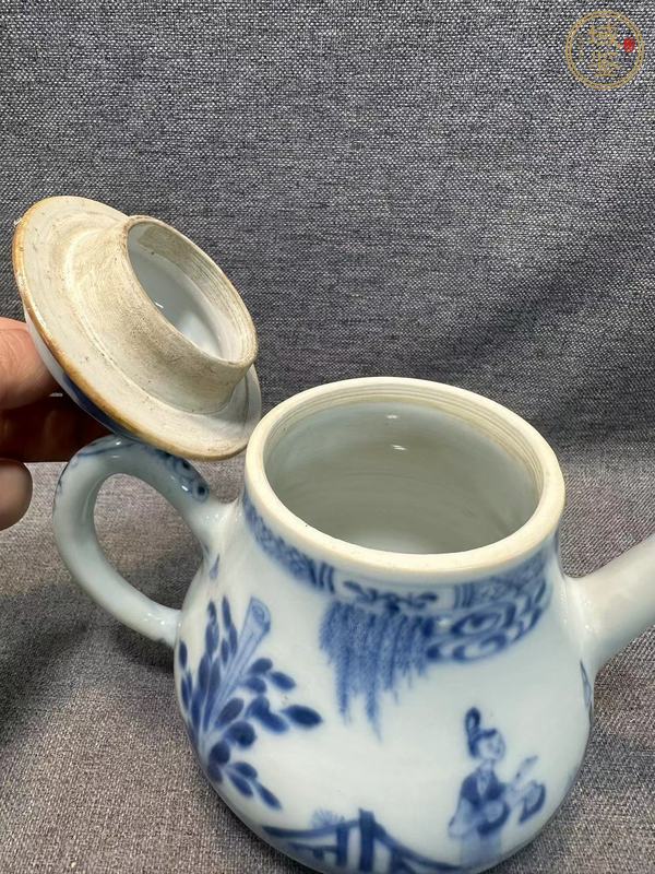 古玩陶瓷青花人物故事紋茶壺真品鑒賞圖