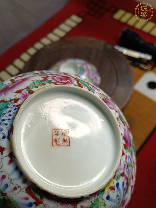 古玩陶瓷粉彩百花不落地蓋碗真品鑒賞圖