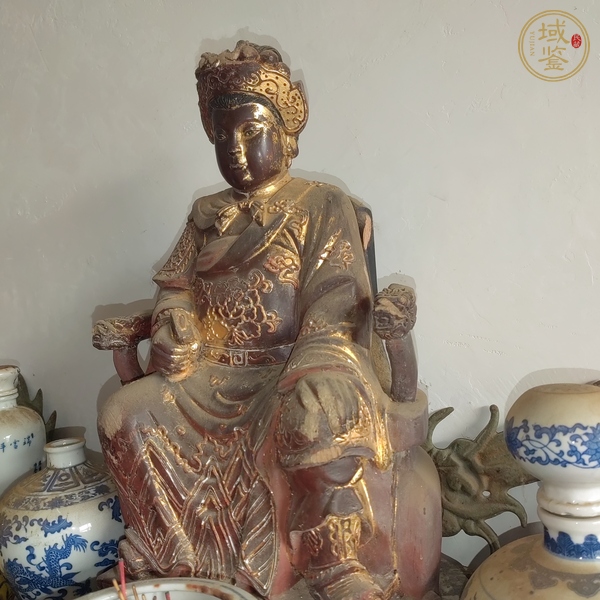 古玩雜項(xiàng)木雕坐圈椅造像真品鑒賞圖