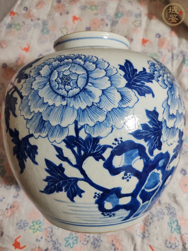 古玩陶瓷青花花卉紋太白罐真品鑒賞圖