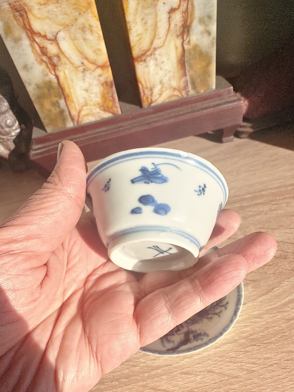 古玩陶瓷康雍青花杯碟拍賣，當(dāng)前價(jià)格1800元