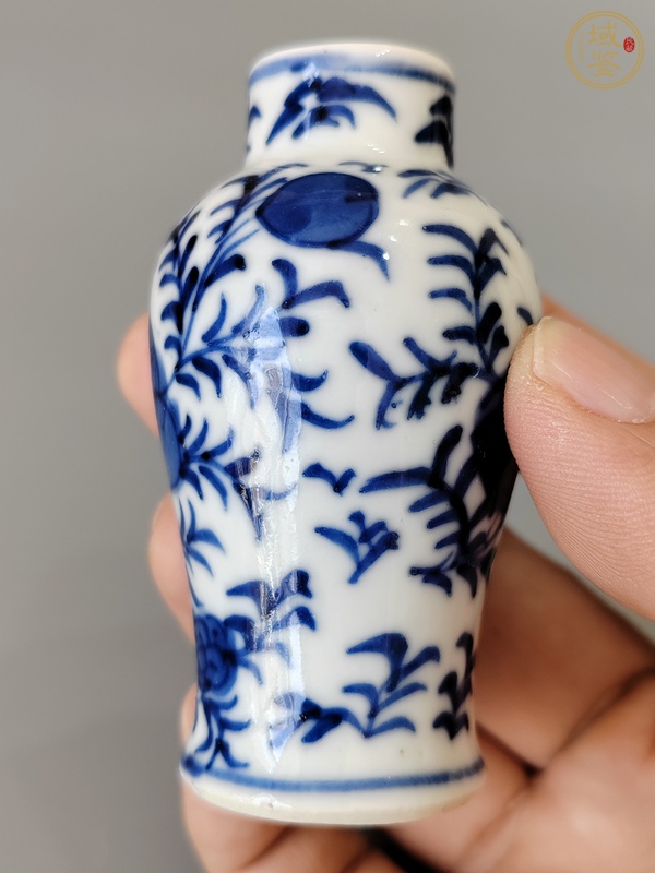 古玩陶瓷青花花卉紋蓋瓶真品鑒賞圖