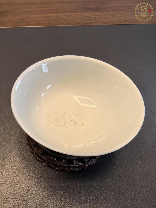 古玩陶瓷青花趕珠龍紋茶碗真品鑒賞圖