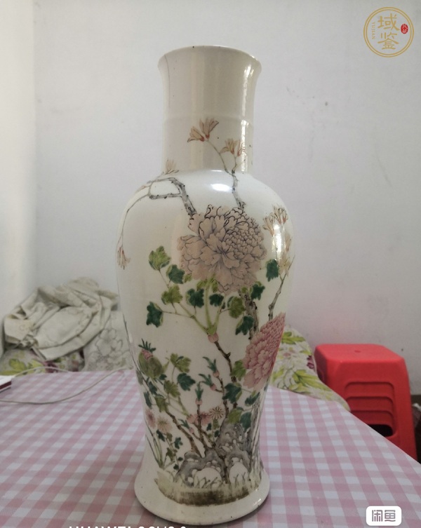 古玩陶瓷粉彩花卉紋觀音瓶真品鑒賞圖