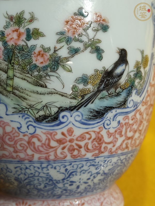 古玩陶瓷花鳥紋瓶真品鑒賞圖