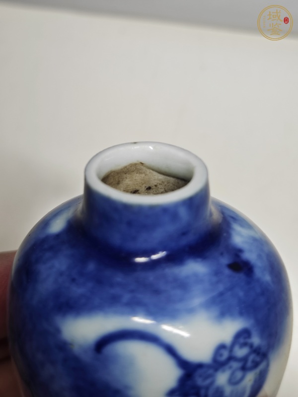 古玩陶瓷青花云龍三現(xiàn)圖小罐真品鑒賞圖