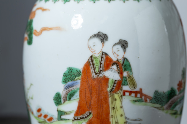 古玩陶瓷清光緒·五彩人物故事紋蘿卜瓶一對拍賣，當(dāng)前價格18420元